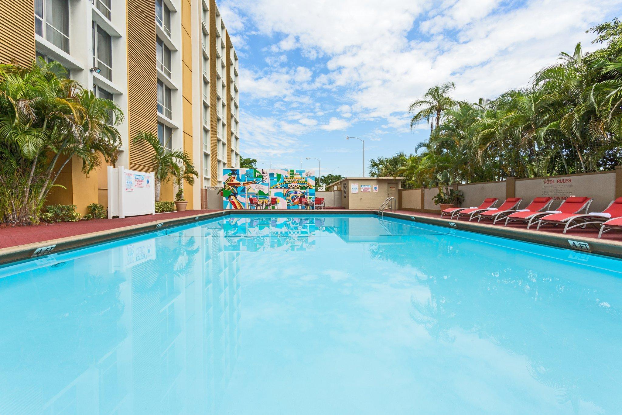 Holiday Inn Miami International Airport By Ihg Miami Springs Eksteriør billede