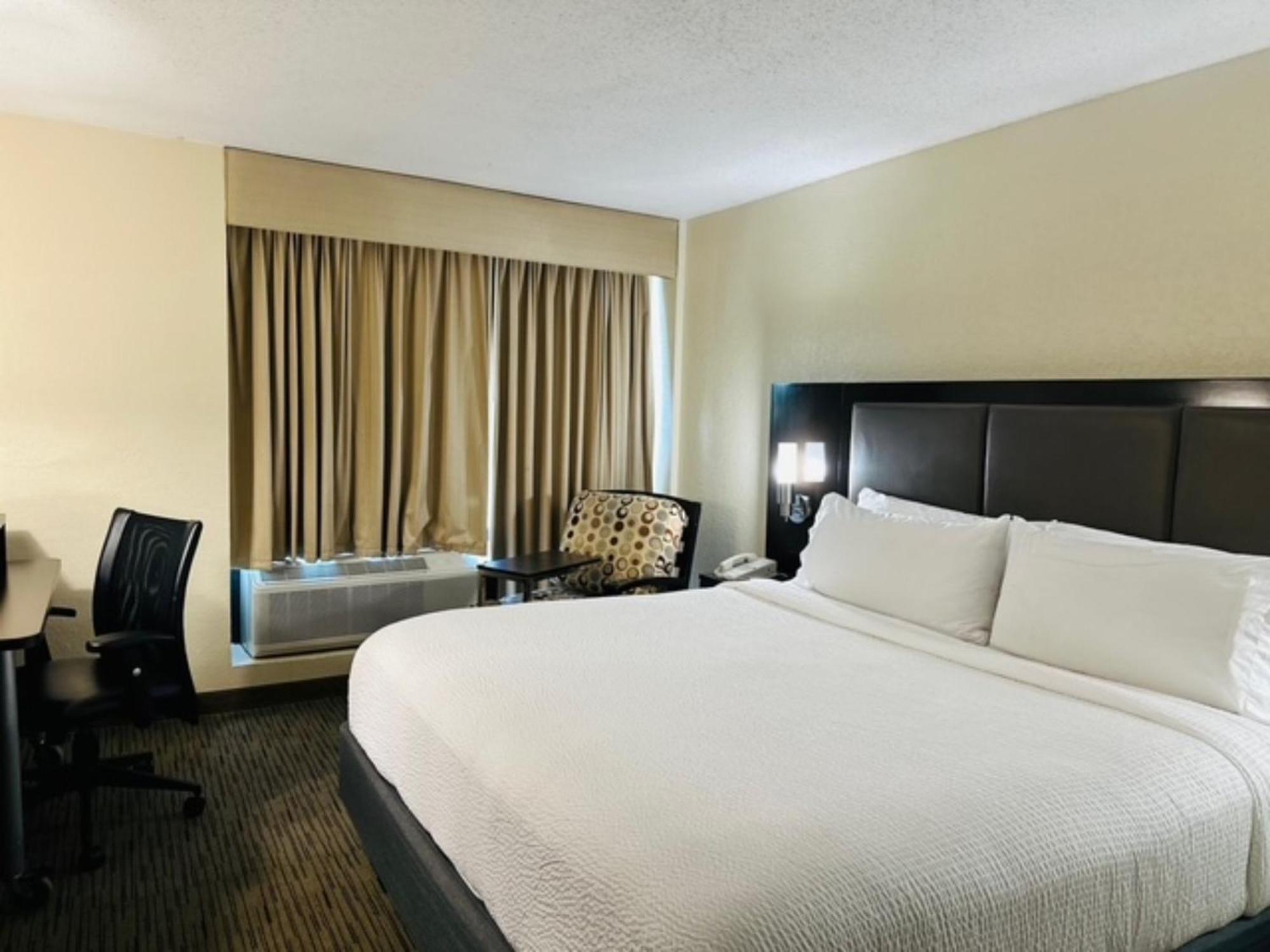 Holiday Inn Miami International Airport By Ihg Miami Springs Eksteriør billede