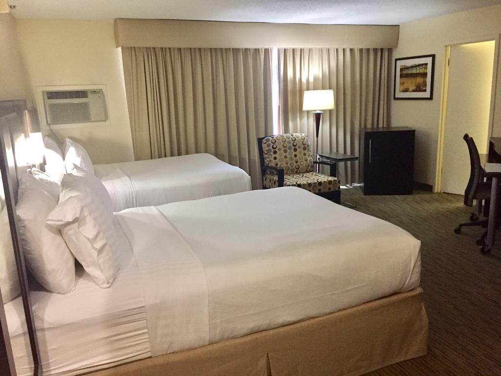 Holiday Inn Miami International Airport By Ihg Miami Springs Værelse billede